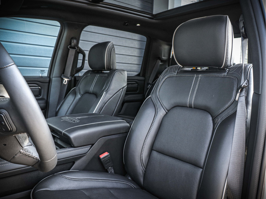 Dodge Ram 1500 Limited Night