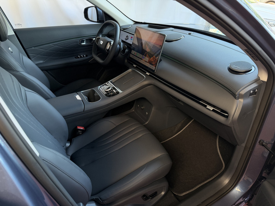 Geely Starray EM-i MAX+ PHEV LONG RANGE | 29,8 kWh ACCU | 136 KM WLTP | PANORAMADAK | STOELVERW/KOELING | MET MASSAGE