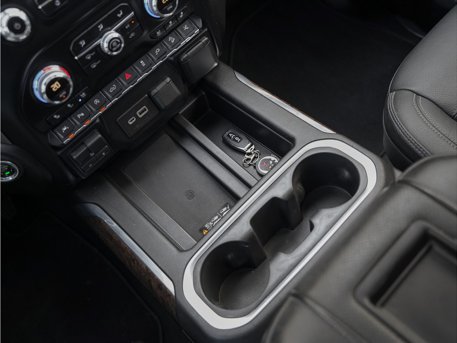GMC Sierra 1500 Denali 6.2L V8