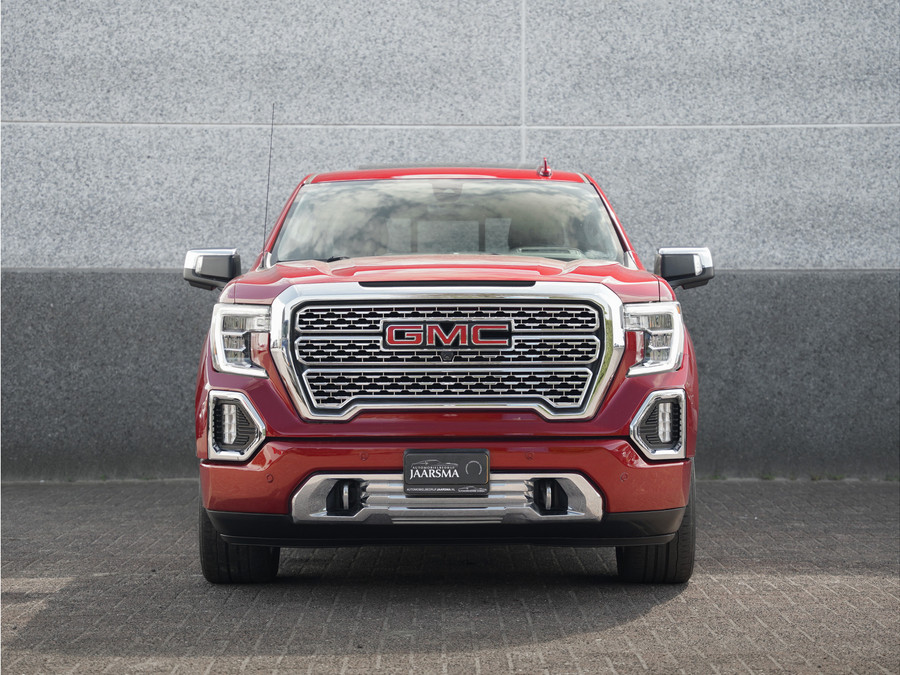 GMC Sierra 1500 Denali 6.2L V8