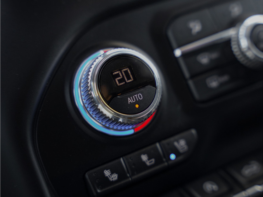 GMC Sierra 1500 Denali 6.2L V8