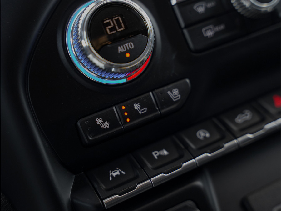 GMC Sierra 1500 Denali 6.2L V8