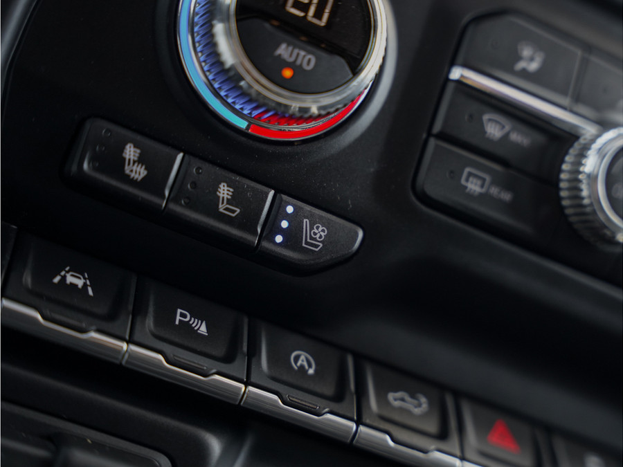 GMC Sierra 1500 Denali 6.2L V8
