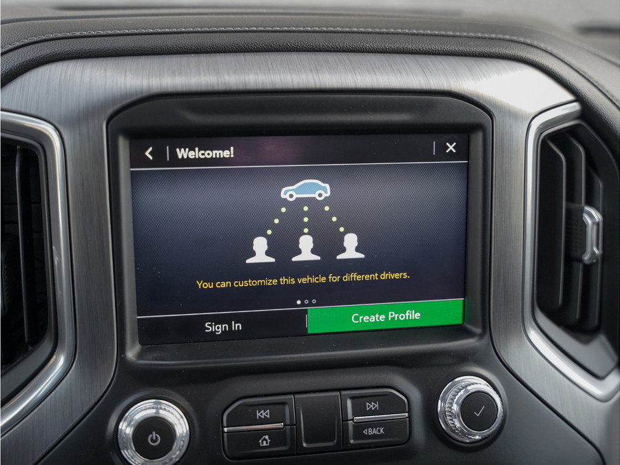 GMC Sierra 1500 Denali 6.2L V8