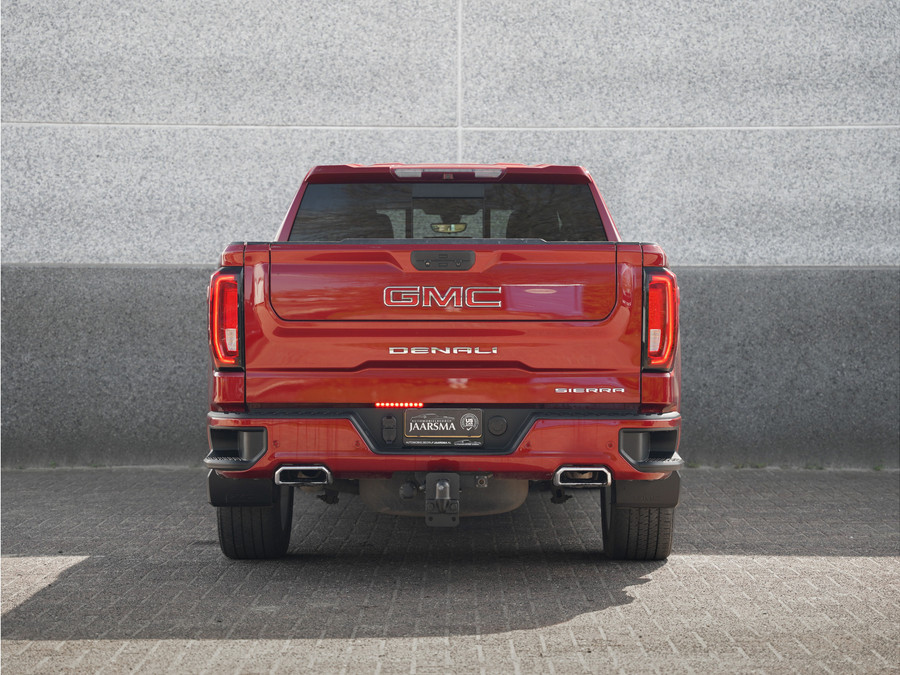 GMC Sierra 1500 Denali 6.2L V8