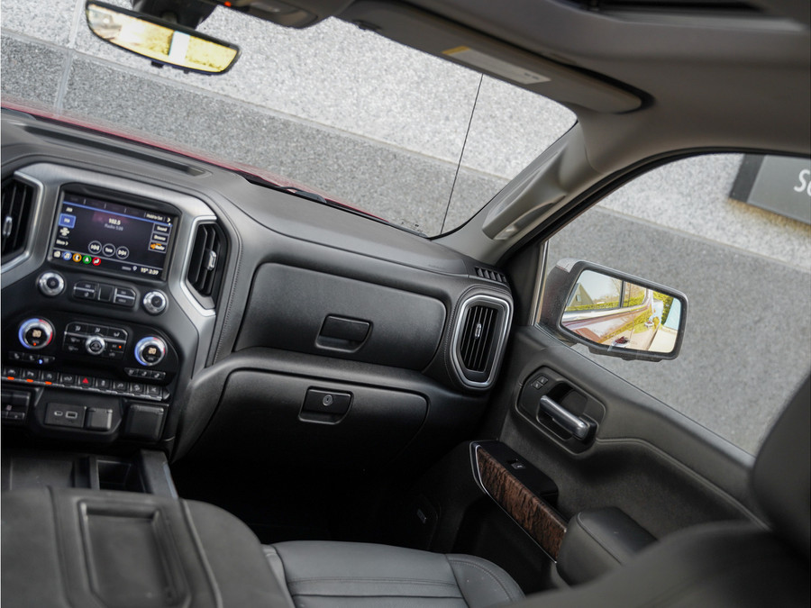 GMC Sierra 1500 Denali 6.2L V8