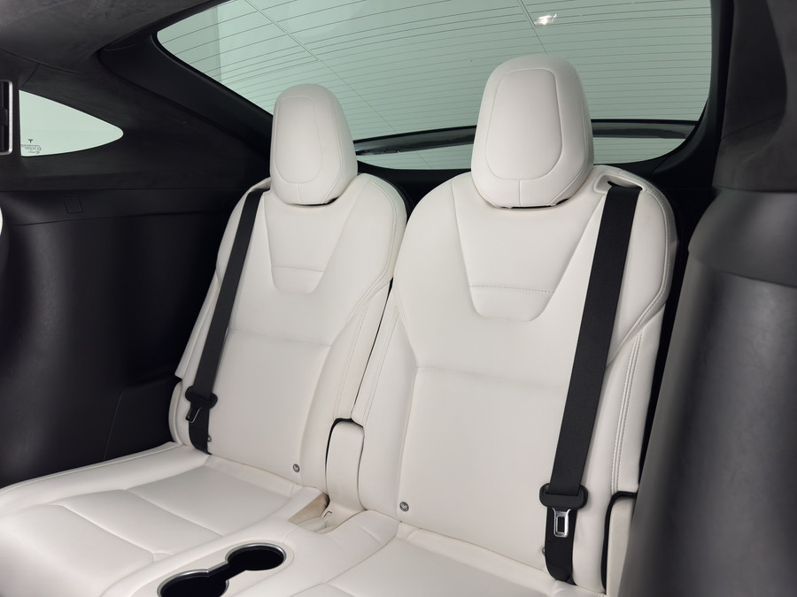 Tesla Model X 90D Base [6-Pers]