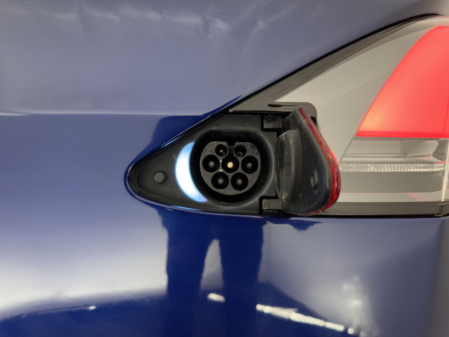 Tesla Model X 90D Base [6-Pers]