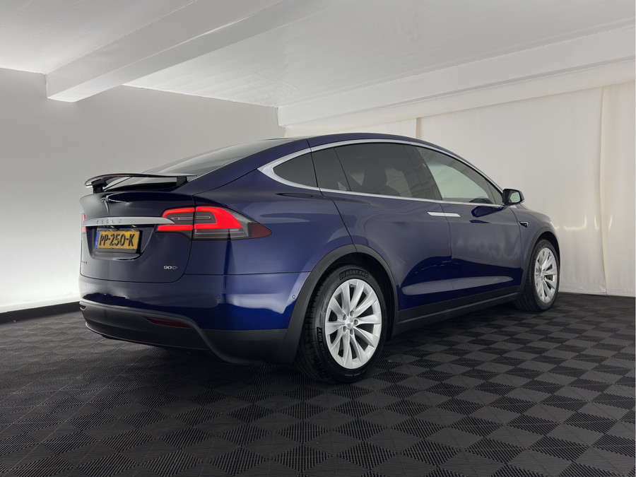 Tesla Model X 90D Base [6-Pers]