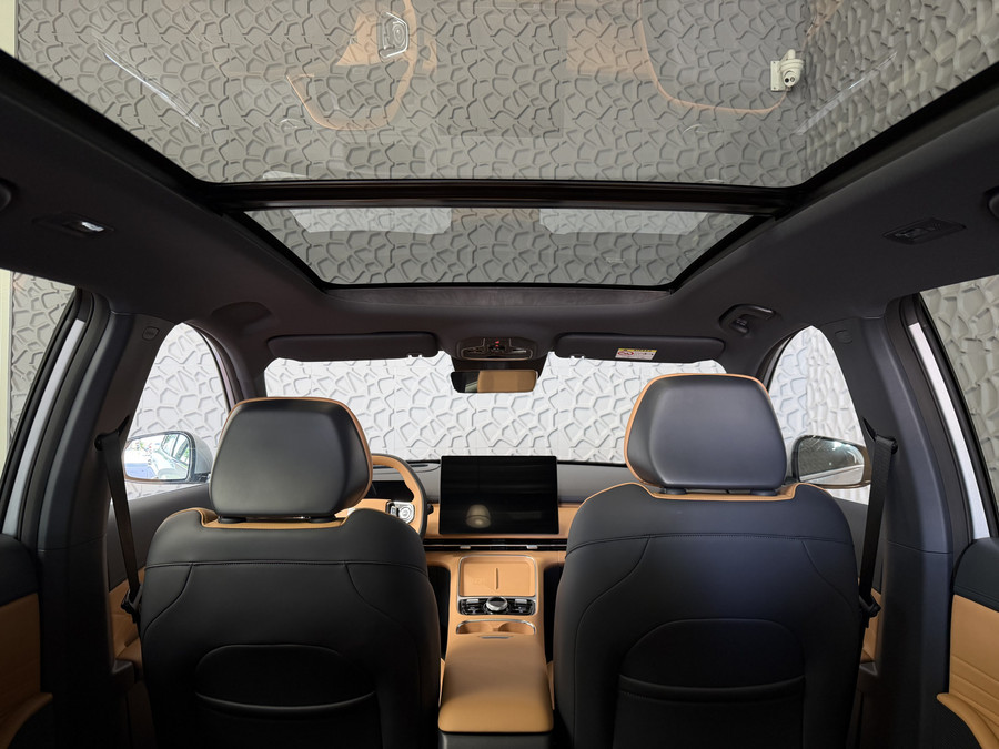 Geely Starray EM-i 1.5 MAX+ PHEV LONG RANGE BRUIN LEER 29,8 KWH | 136km WLTP | PANORAMADAK | MASSAGE /STOEL/VERW/KOELIN