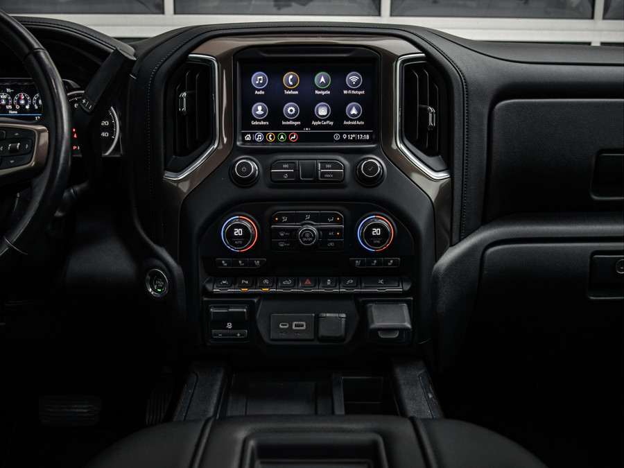 Chevrolet Silverado High Country