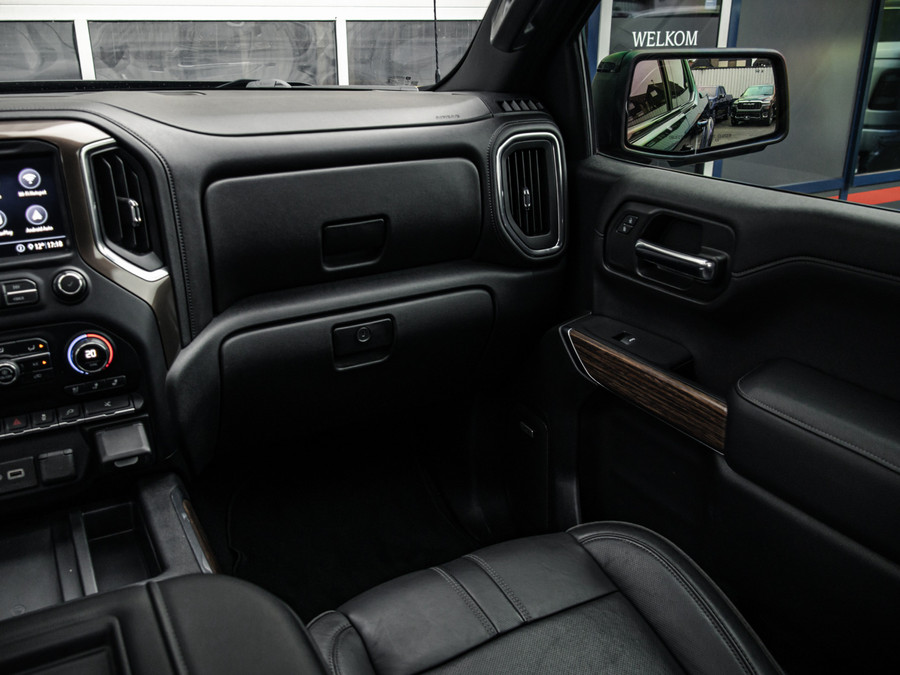 Chevrolet Silverado High Country