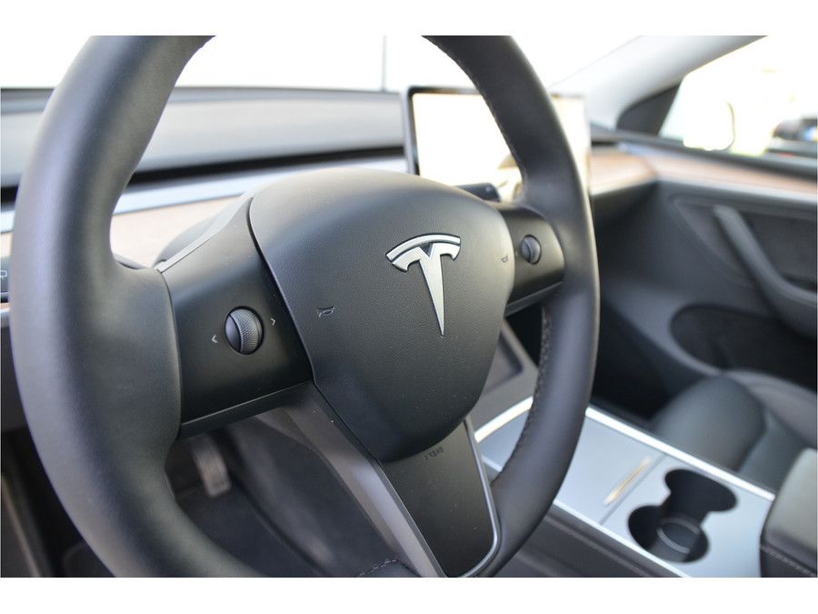 Tesla Model Y Long Range AWD 75 kWh