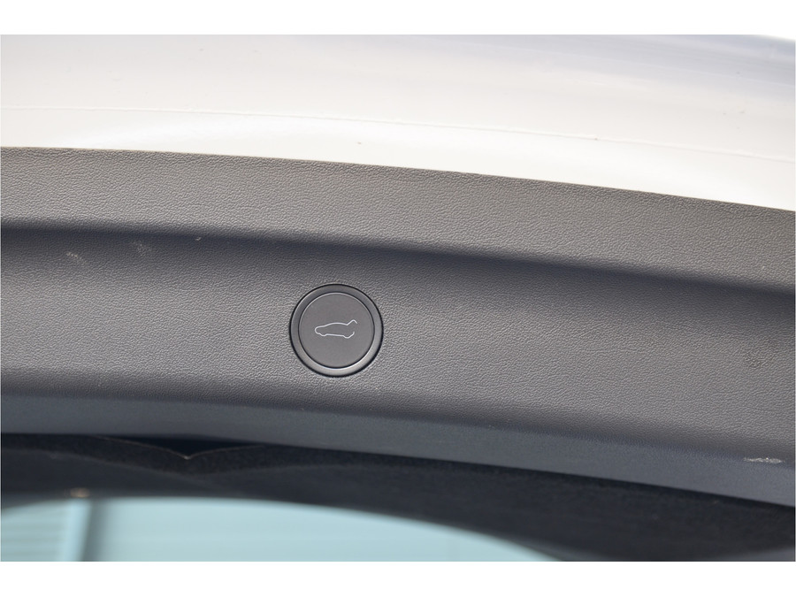 Tesla Model Y Long Range AWD 75 kWh