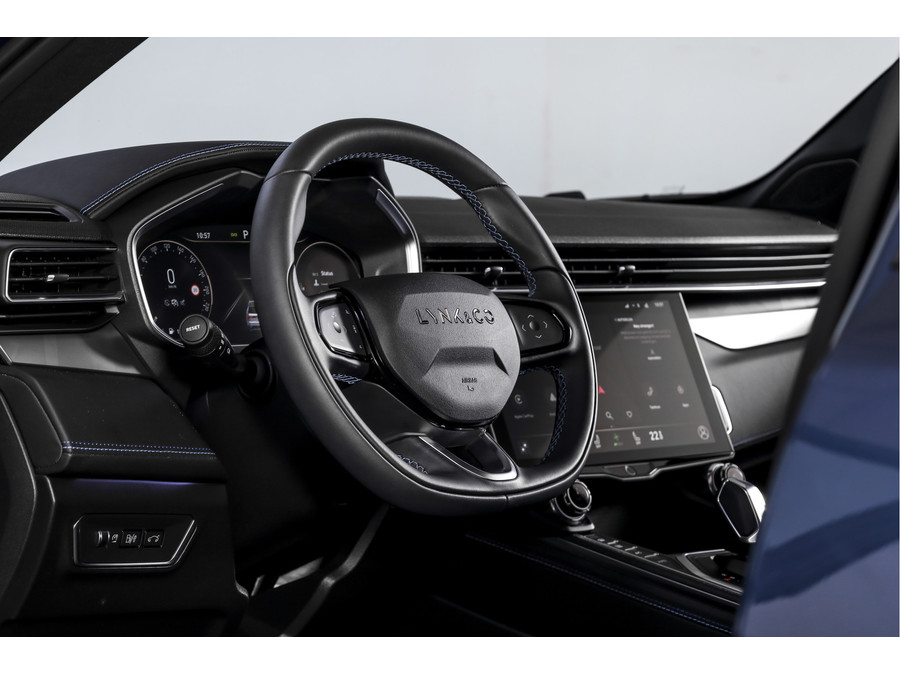 Lynk & Co 01 1.5 PHEV 261PK MY24