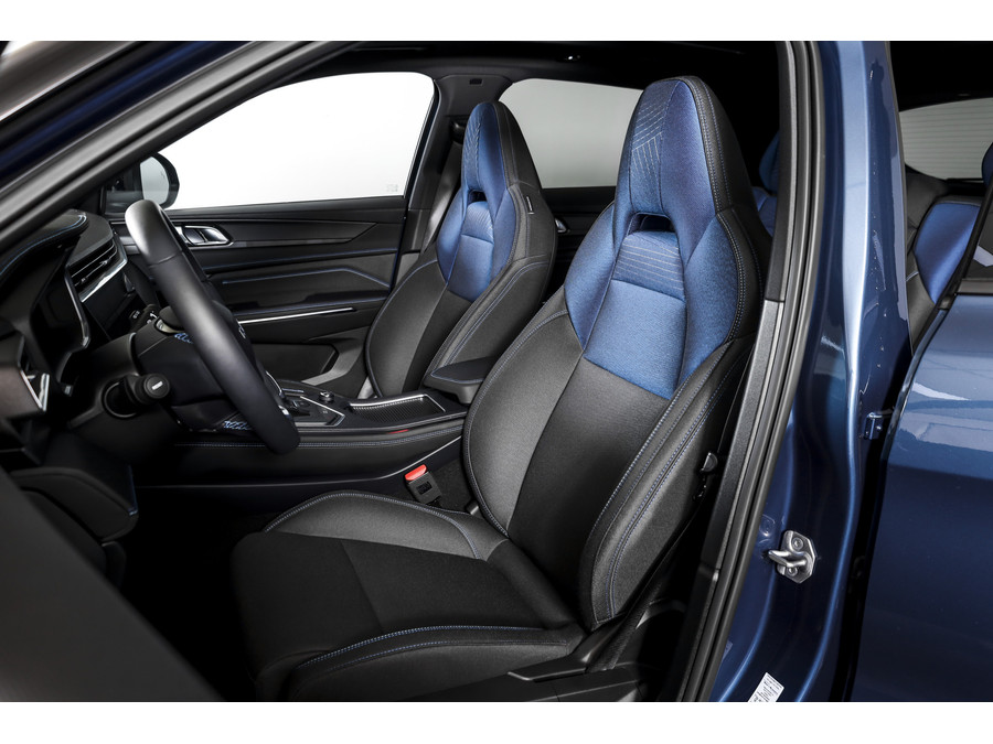 Lynk & Co 01 1.5 PHEV 261PK MY24