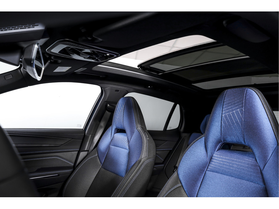 Lynk & Co 01 1.5 PHEV 261PK MY24