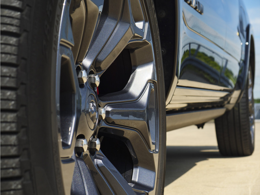 Dodge RAM 1500 | Limited | 5.7 V8 | 4x4 | Crew Cab