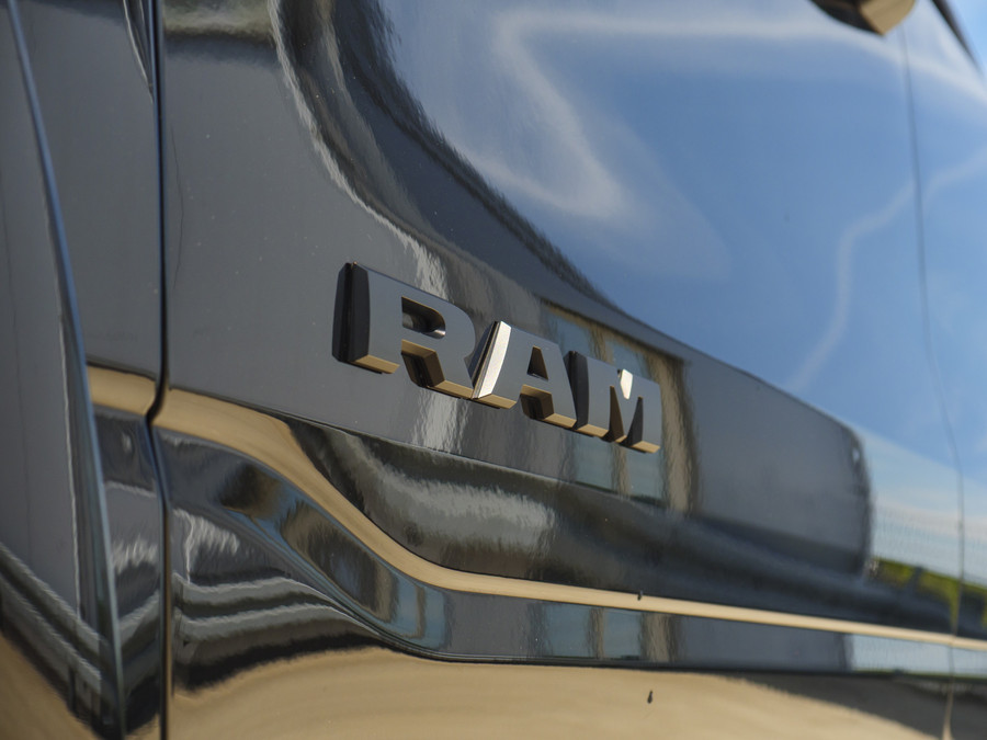 Dodge RAM 1500 | Limited | 5.7 V8 | 4x4 | Crew Cab