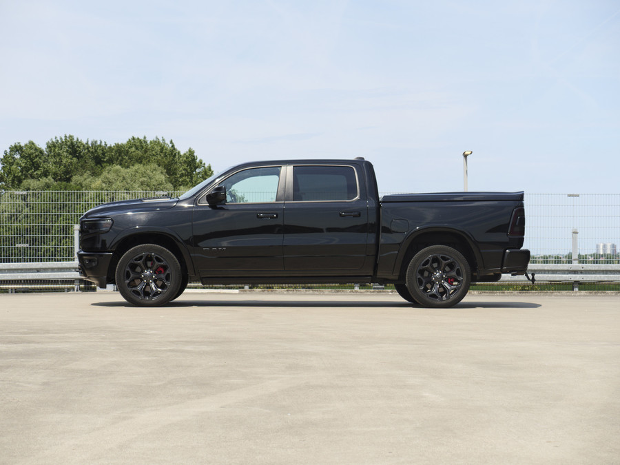 Dodge RAM 1500 | Limited | 5.7 V8 | 4x4 | Crew Cab