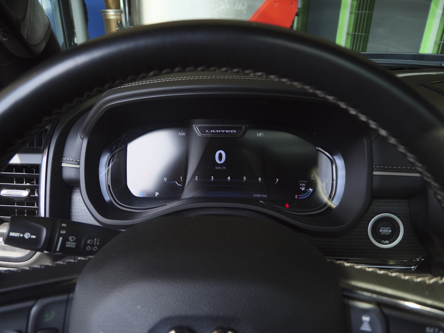 Dodge RAM 1500 | Limited | 5.7 V8 | 4x4 | Crew Cab