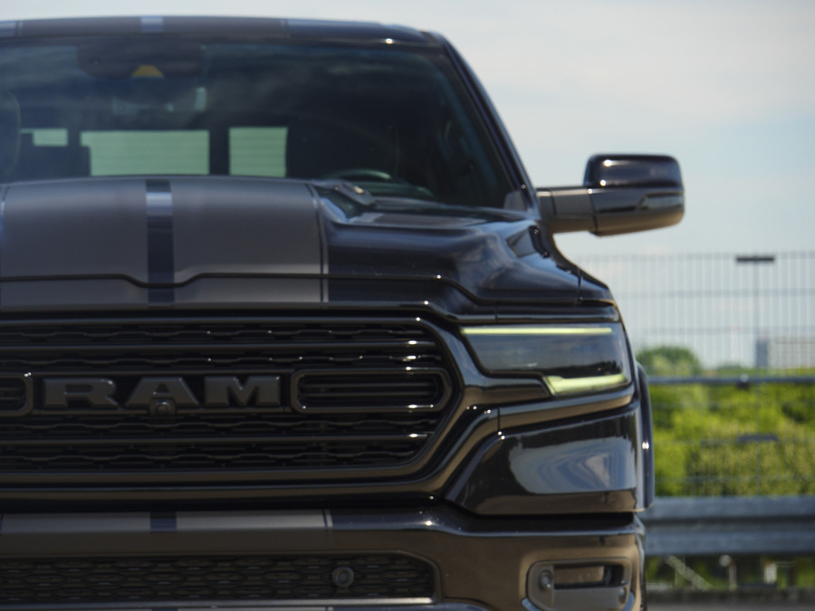 Dodge RAM 1500 | Limited | 5.7 V8 | 4x4 | Crew Cab