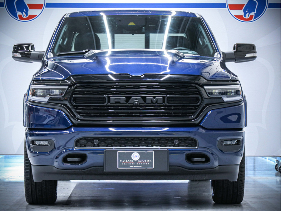 Dodge RAM 1500 Crew Cab Limited Night Edition