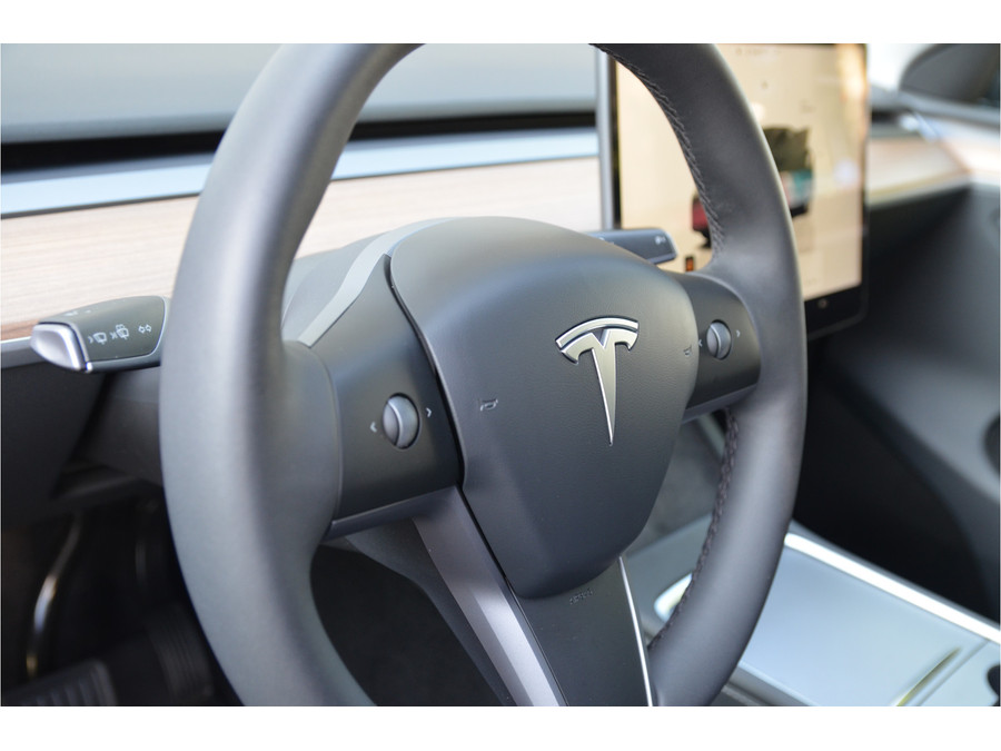 Tesla Model Y RWD 58 kWh