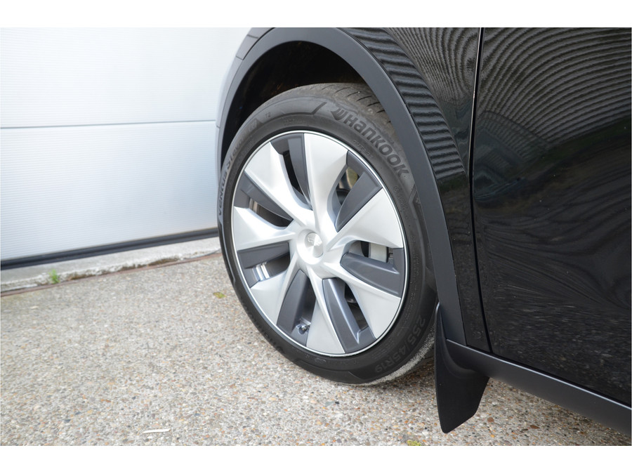 Tesla Model Y RWD 58 kWh