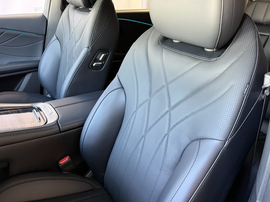 Omoda 9 OMODA 9 PREMIUM AWD 538 PK / PHEV/ TOTAAL MET BENZINE ELEK 1000KM