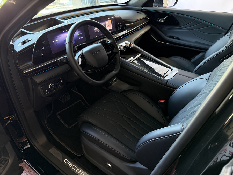 Omoda 9 OMODA 9 PREMIUM AWD 538 PK / PHEV/ TOTAAL MET BENZINE ELEK 1000KM