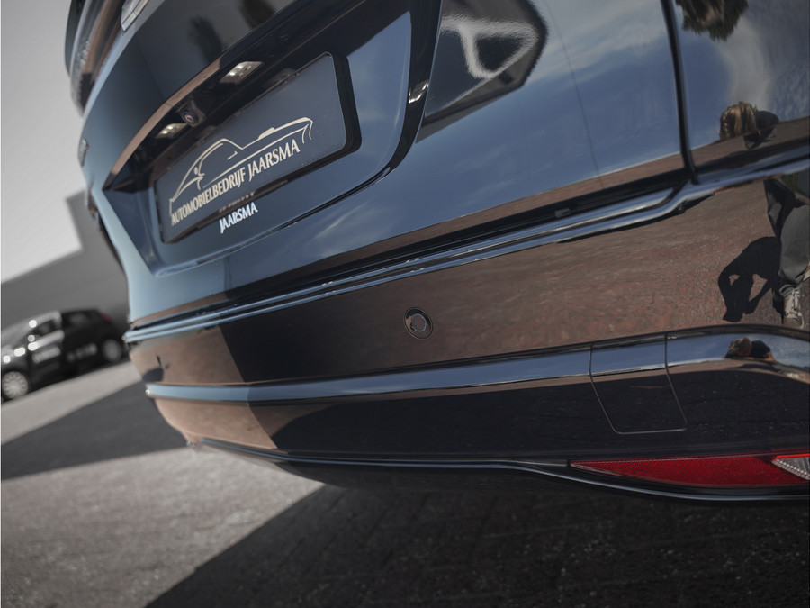 Cadillac Lyriq 600 E4 Sport