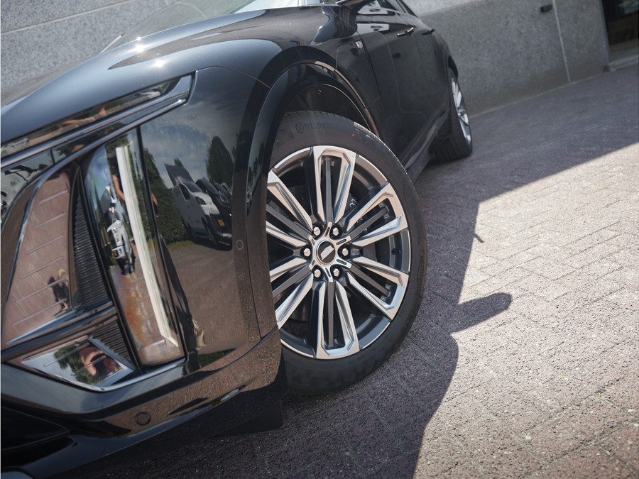 Cadillac Lyriq 600 E4 Sport