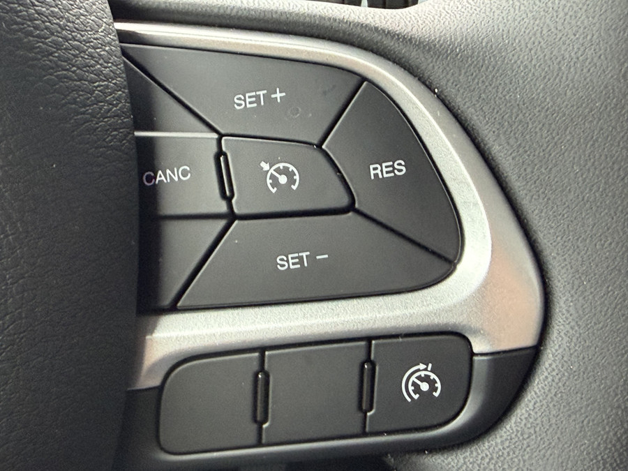Jeep Renegade 4xe 240 Plug-in Hybrid Electric Trailhawk (Navigatie - LED - Keyless Entry - Parkeersensoren V+A - A
