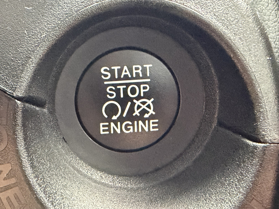 Jeep Renegade 4xe 240 Plug-in Hybrid Electric Trailhawk (Navigatie - LED - Keyless Entry - Parkeersensoren V+A - A