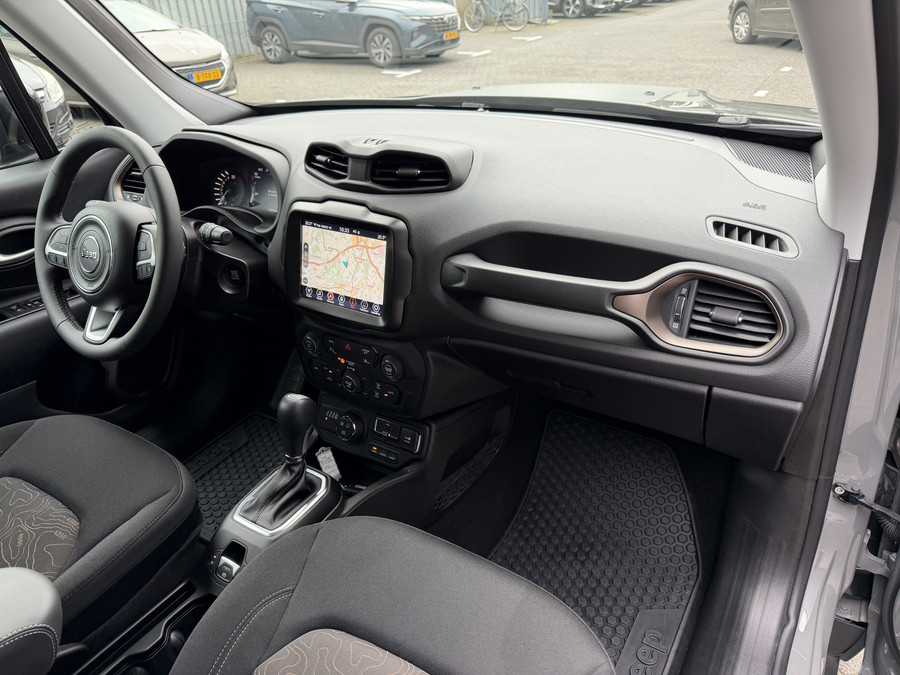 Jeep Renegade 4xe 240 Plug-in Hybrid Electric Trailhawk (Navigatie - LED - Keyless Entry - Parkeersensoren V+A - A