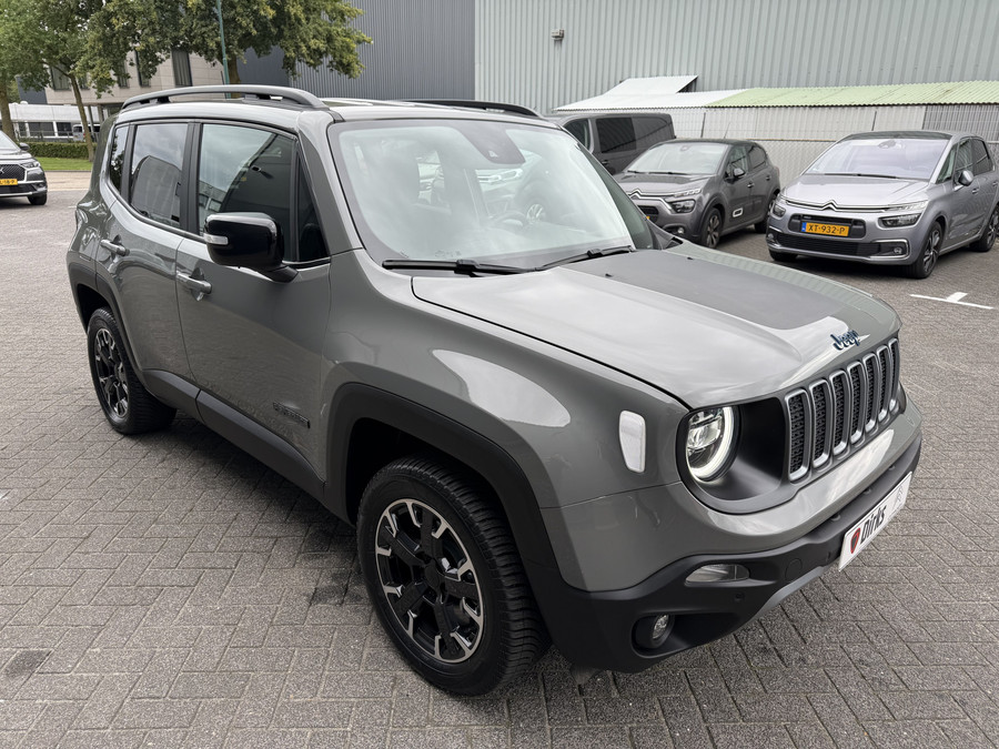 Jeep Renegade 4xe 240 Plug-in Hybrid Electric Trailhawk (Navigatie - LED - Keyless Entry - Parkeersensoren V+A - A