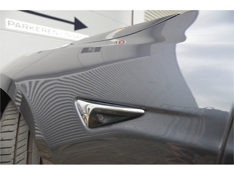 Tesla Model S Long Range