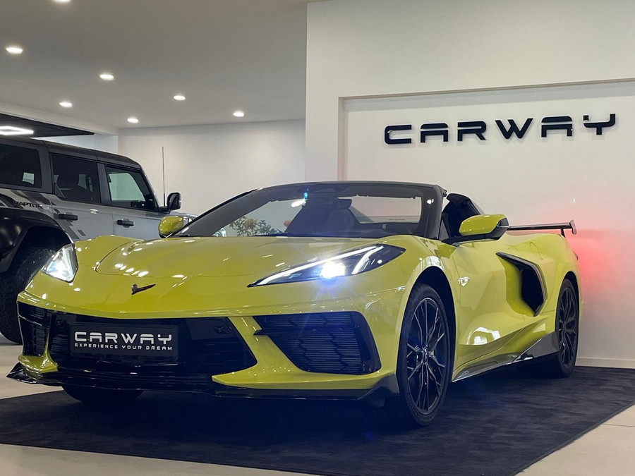 Corvette C8 3LT Stingray Convertible R-Pack