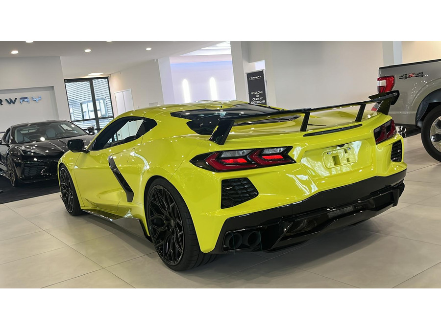 Corvette C8 3LT Stingray Convertible R-Pack