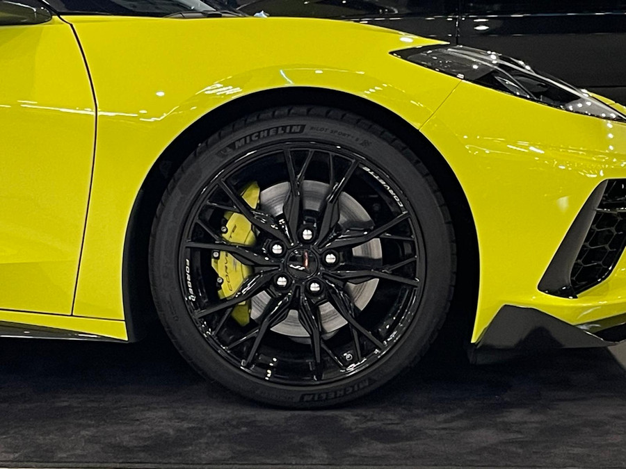 Corvette C8 3LT Stingray Convertible R-Pack