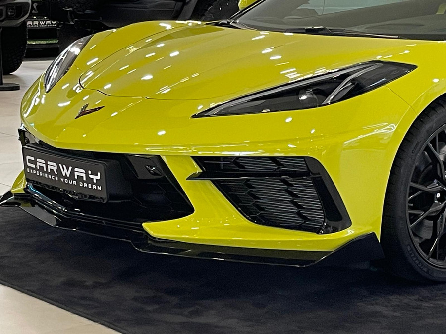 Corvette C8 3LT Stingray Convertible R-Pack