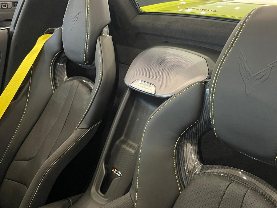 Corvette C8 3LT Stingray Convertible R-Pack
