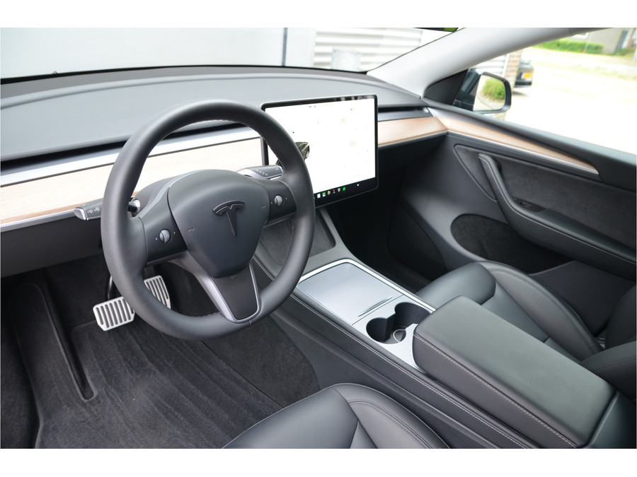 Tesla Model Y RWD 58 kWh