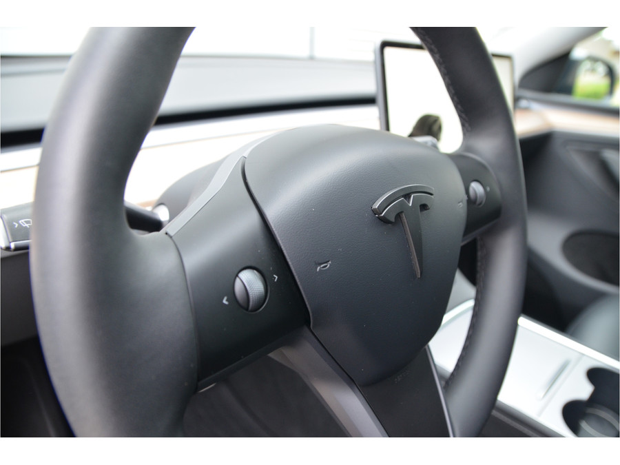 Tesla Model Y RWD 58 kWh