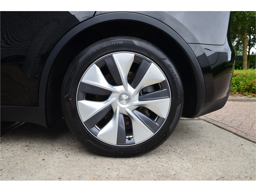 Tesla Model Y RWD 58 kWh