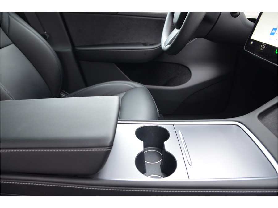 Tesla Model Y RWD 58 kWh