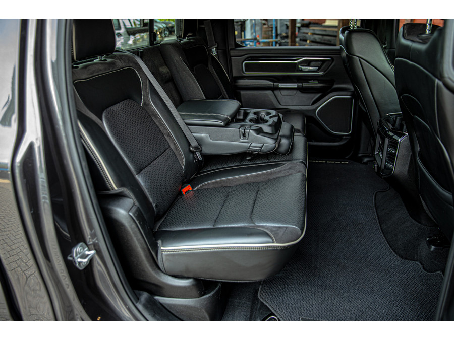 Dodge RAM 1500 5.7 V8 4x4 Crew Cab Laramie