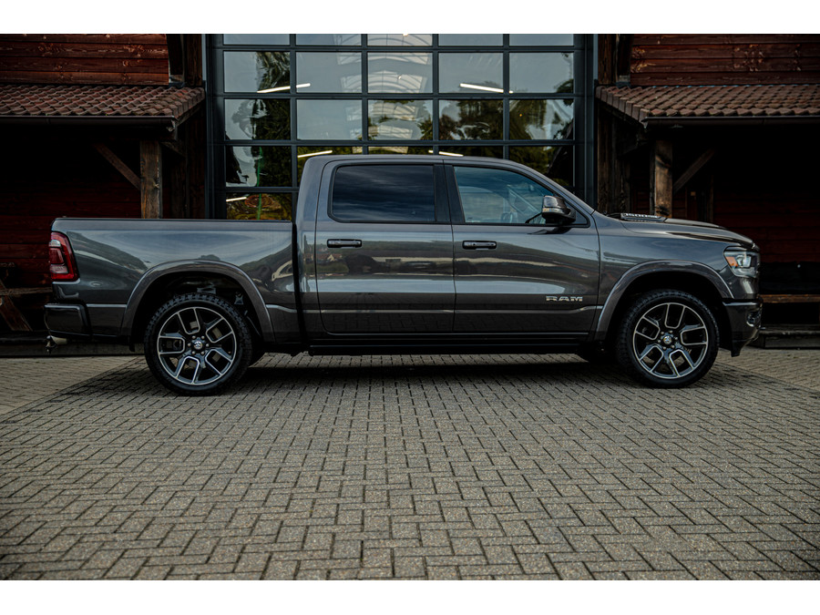 Dodge RAM 1500 5.7 V8 4x4 Crew Cab Laramie