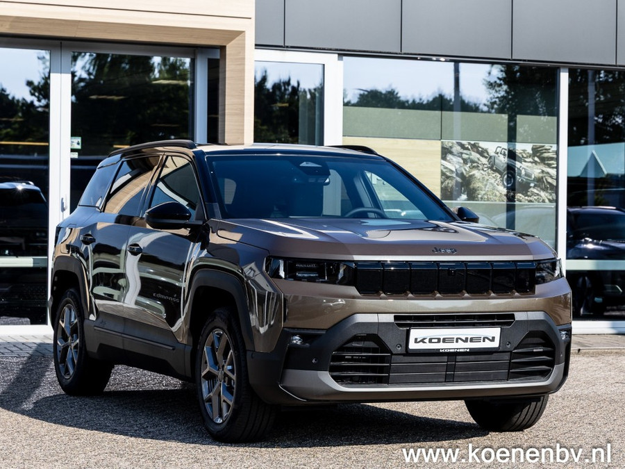 Jeep Compass 1.2 E-HYBRID First Edition PANO / CONVENIENCE PACK / TWO TONE
